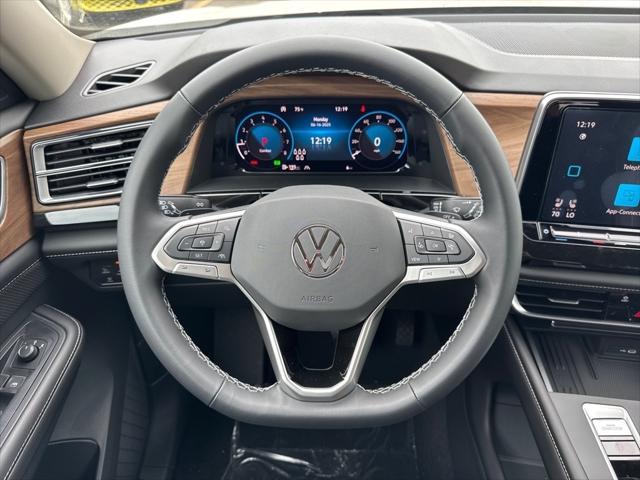 new 2025 Volkswagen Atlas car, priced at $36,997