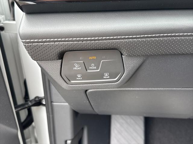 new 2025 Volkswagen Atlas car, priced at $36,997