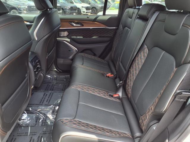 new 2025 Jeep Grand Cherokee car, priced at $67,805