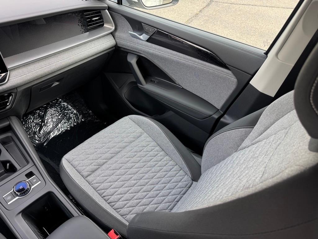 new 2025 Volkswagen Tiguan car, priced at $29,928