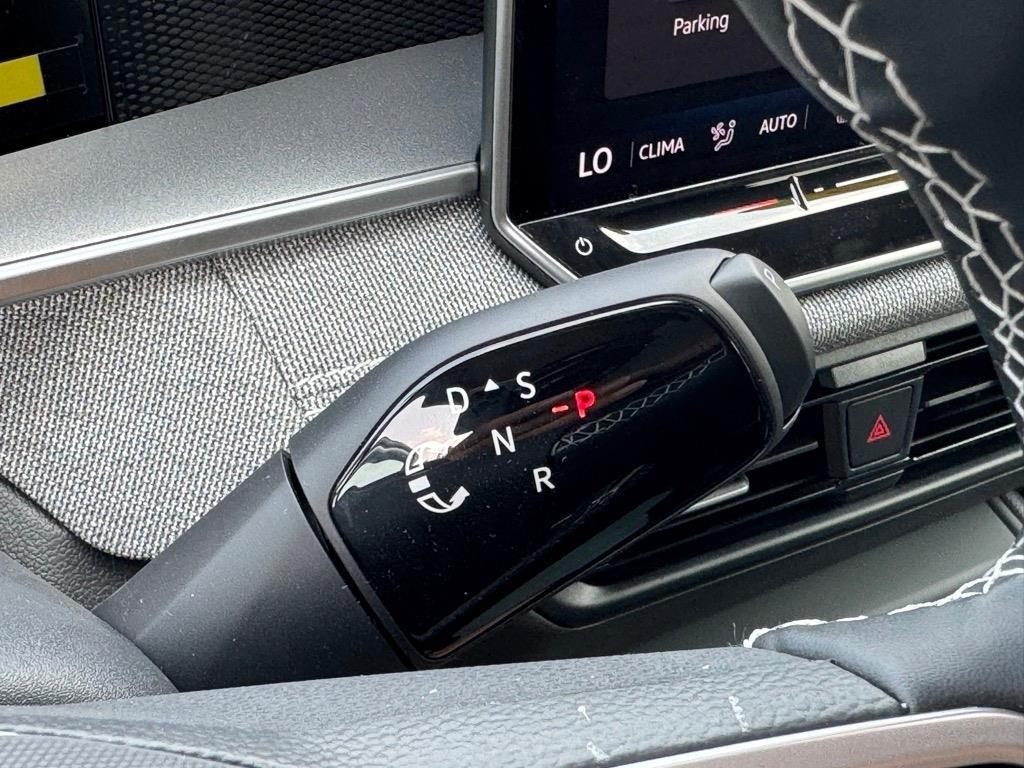 new 2025 Volkswagen Tiguan car, priced at $29,928