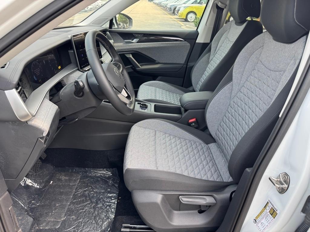 new 2025 Volkswagen Tiguan car, priced at $29,928