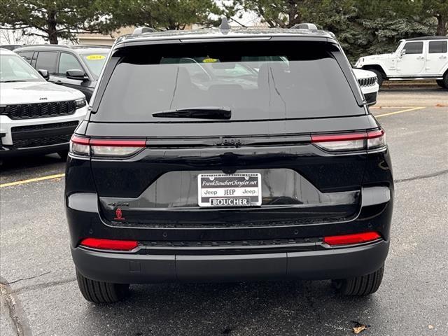 new 2025 Jeep Grand Cherokee car, priced at $42,823