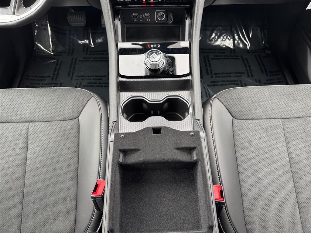 new 2025 Jeep Grand Cherokee L car, priced at $43,776