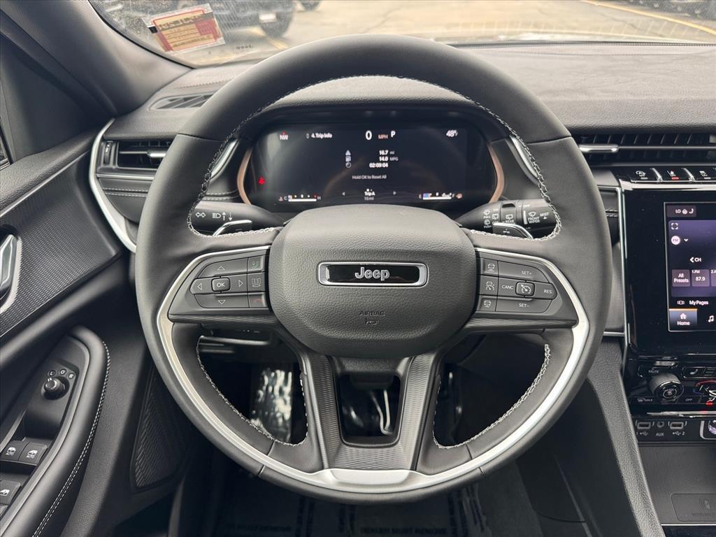 new 2025 Jeep Grand Cherokee L car, priced at $43,776