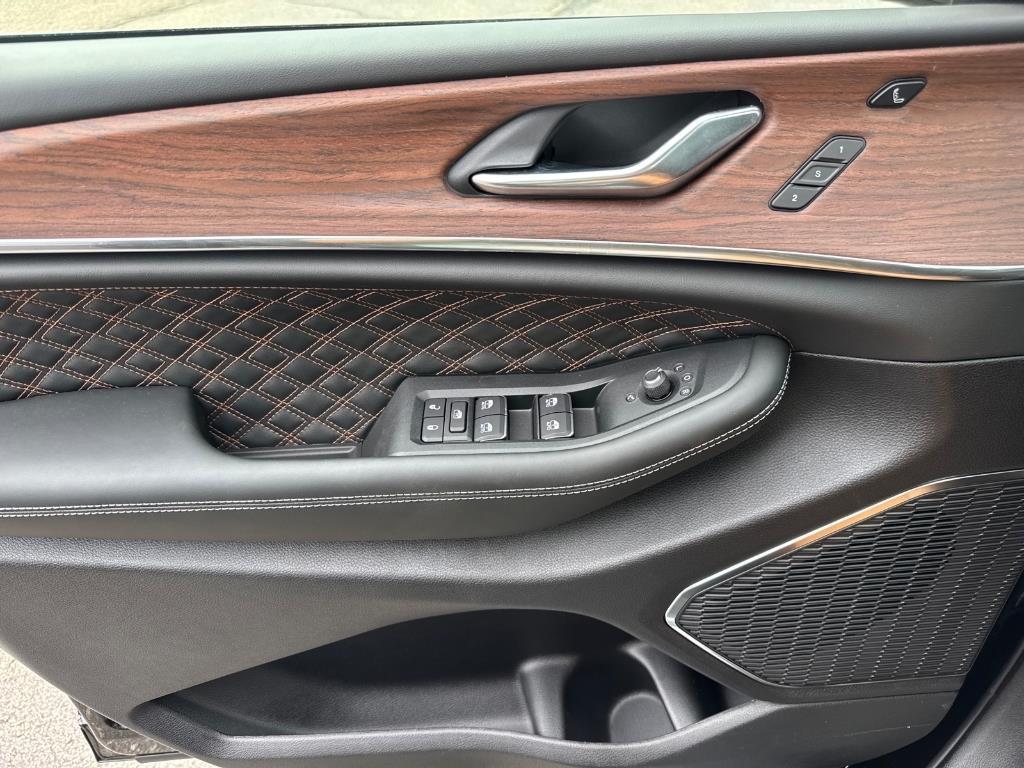 new 2025 Jeep Grand Cherokee L car, priced at $57,796