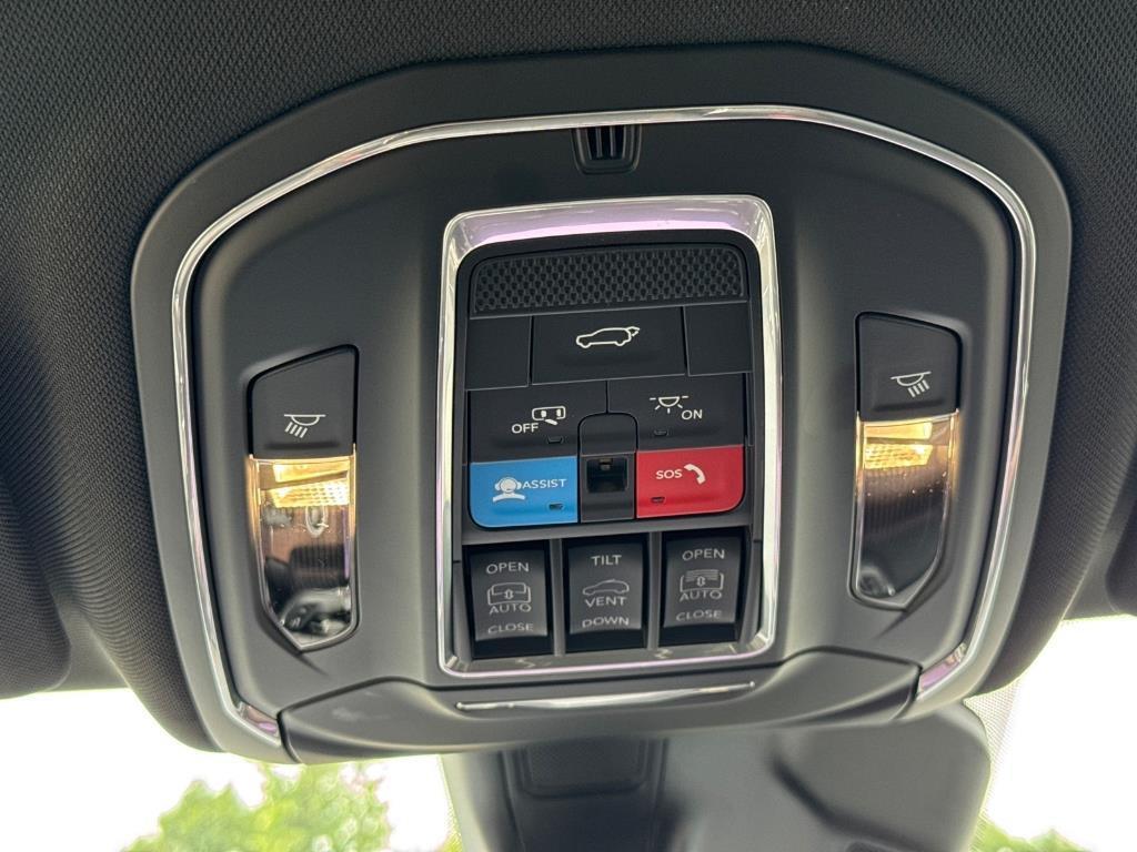 new 2025 Jeep Grand Cherokee L car, priced at $57,796