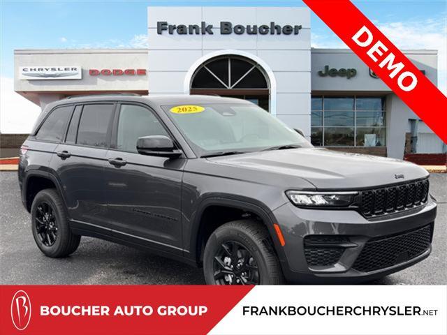 new 2025 Jeep Grand Cherokee car, priced at $42,181