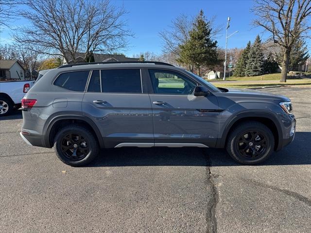 new 2025 Volkswagen Atlas car, priced at $46,531