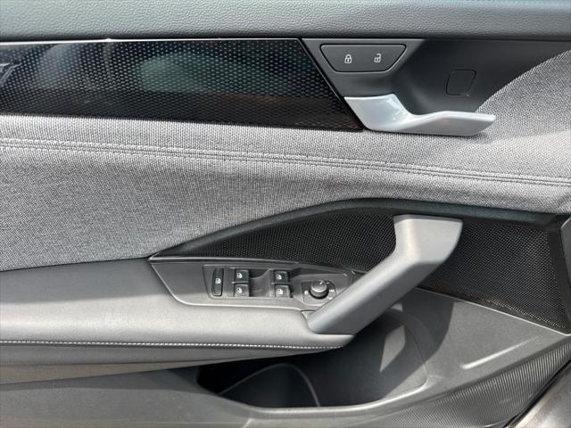 new 2025 Volkswagen Tiguan car, priced at $30,815