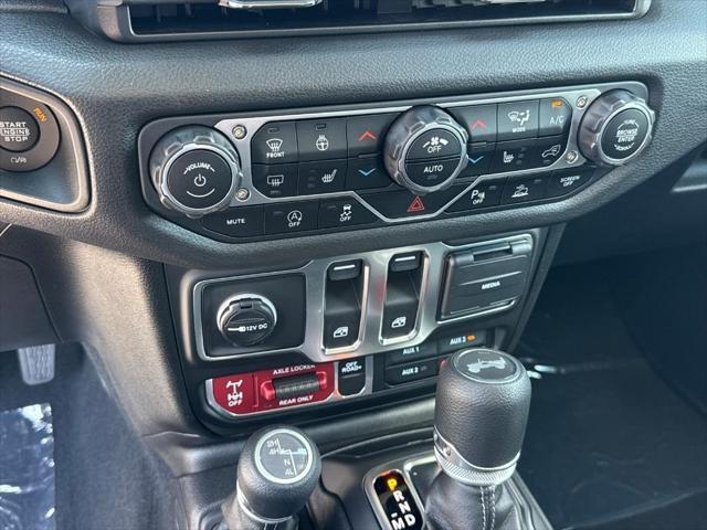 new 2025 Jeep Wrangler car, priced at $44,837