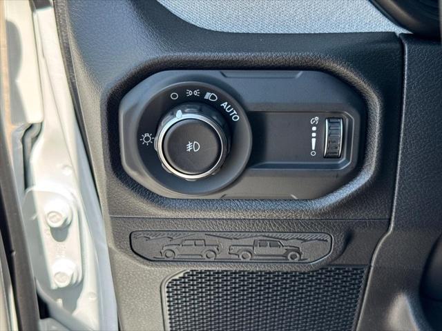 new 2025 Jeep Wrangler car, priced at $44,837