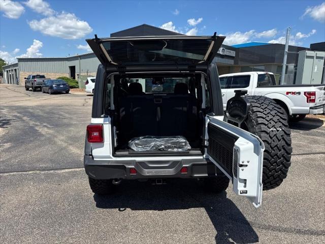 new 2025 Jeep Wrangler car, priced at $44,837