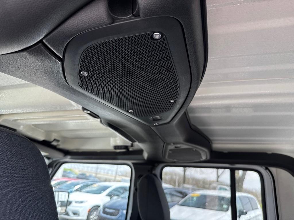 new 2025 Jeep Gladiator car, priced at $42,995