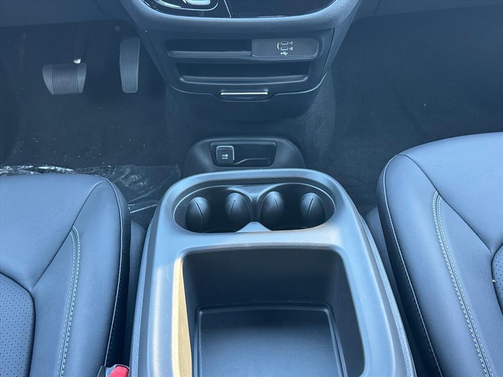 new 2026 Chrysler Pacifica car, priced at $46,255