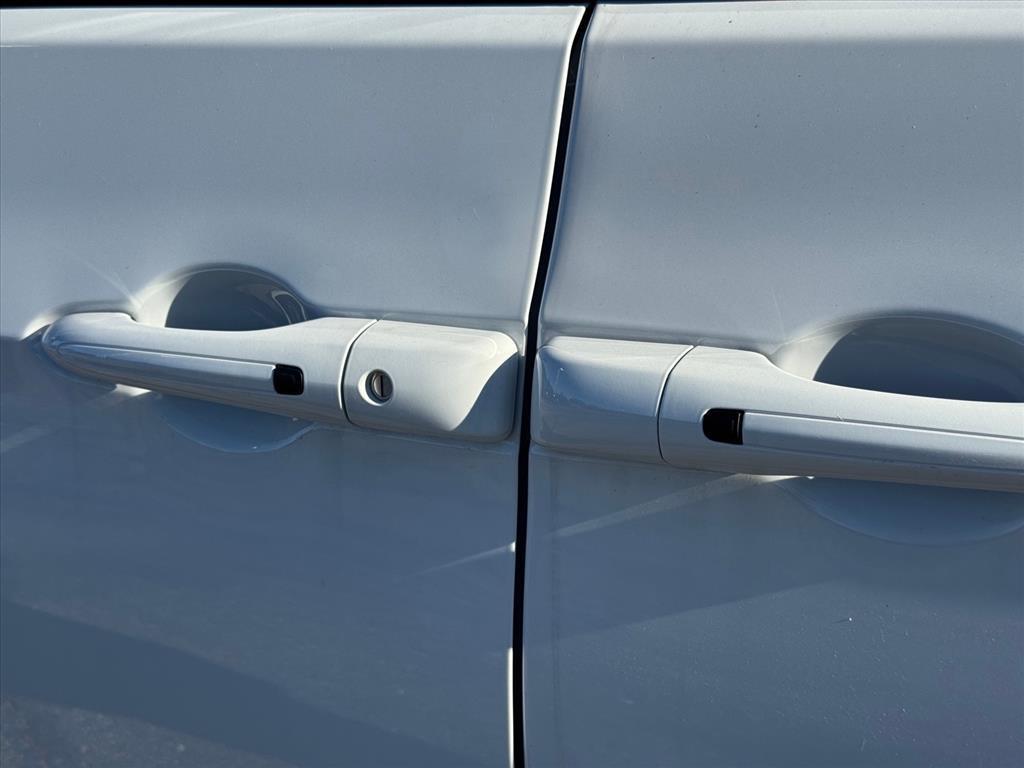 new 2026 Chrysler Pacifica car, priced at $46,255