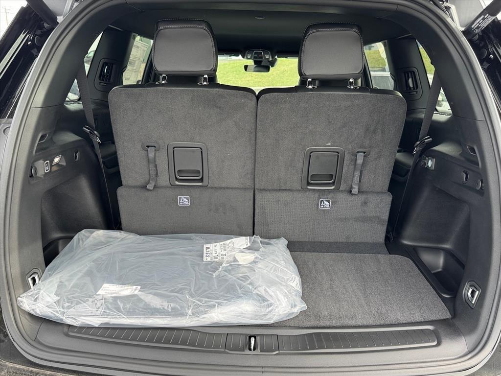 new 2025 Jeep Grand Cherokee L car, priced at $43,491