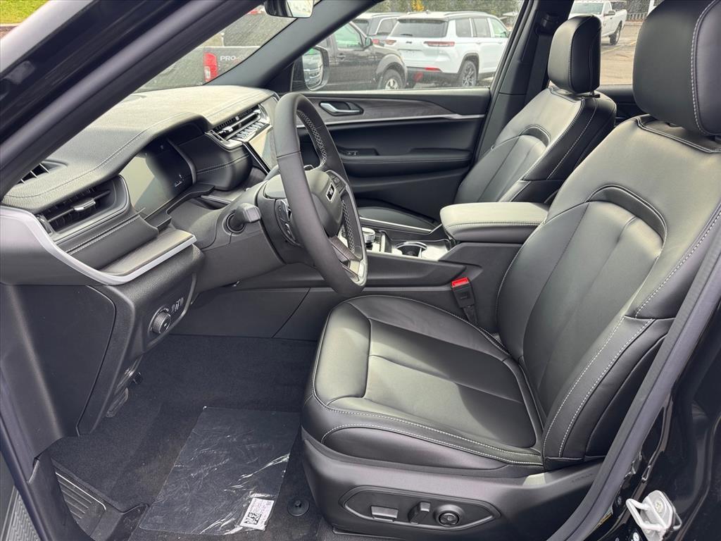 new 2025 Jeep Grand Cherokee L car, priced at $43,491