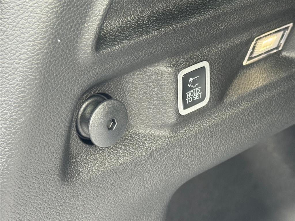 new 2025 Jeep Grand Cherokee L car, priced at $43,491