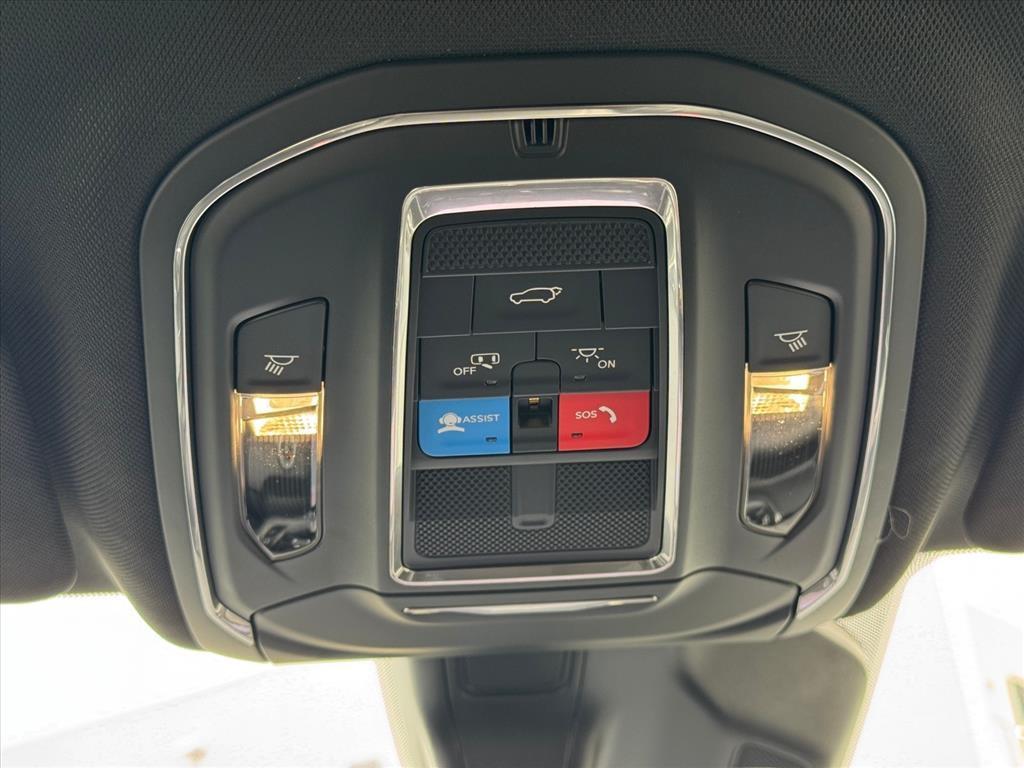 new 2025 Jeep Grand Cherokee L car, priced at $43,491