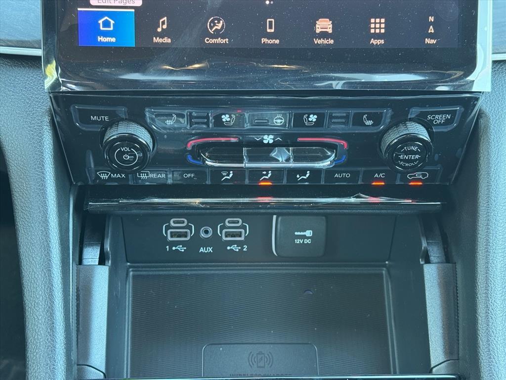 new 2025 Jeep Grand Cherokee car, priced at $47,281