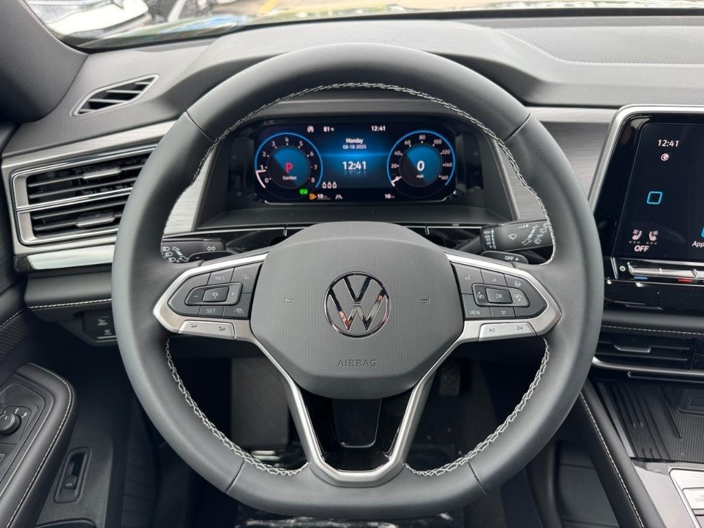new 2026 Volkswagen Atlas Cross Sport car, priced at $47,695