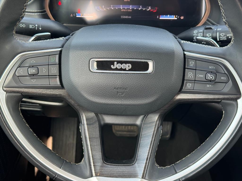 used 2024 Jeep Grand Cherokee car, priced at $35,995