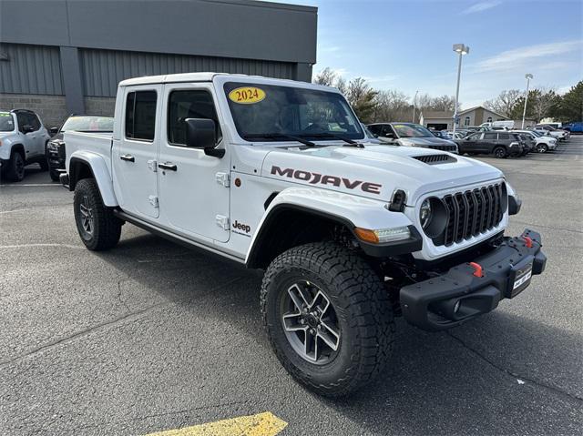 new 2024 Jeep Gladiator car, priced at $60,217