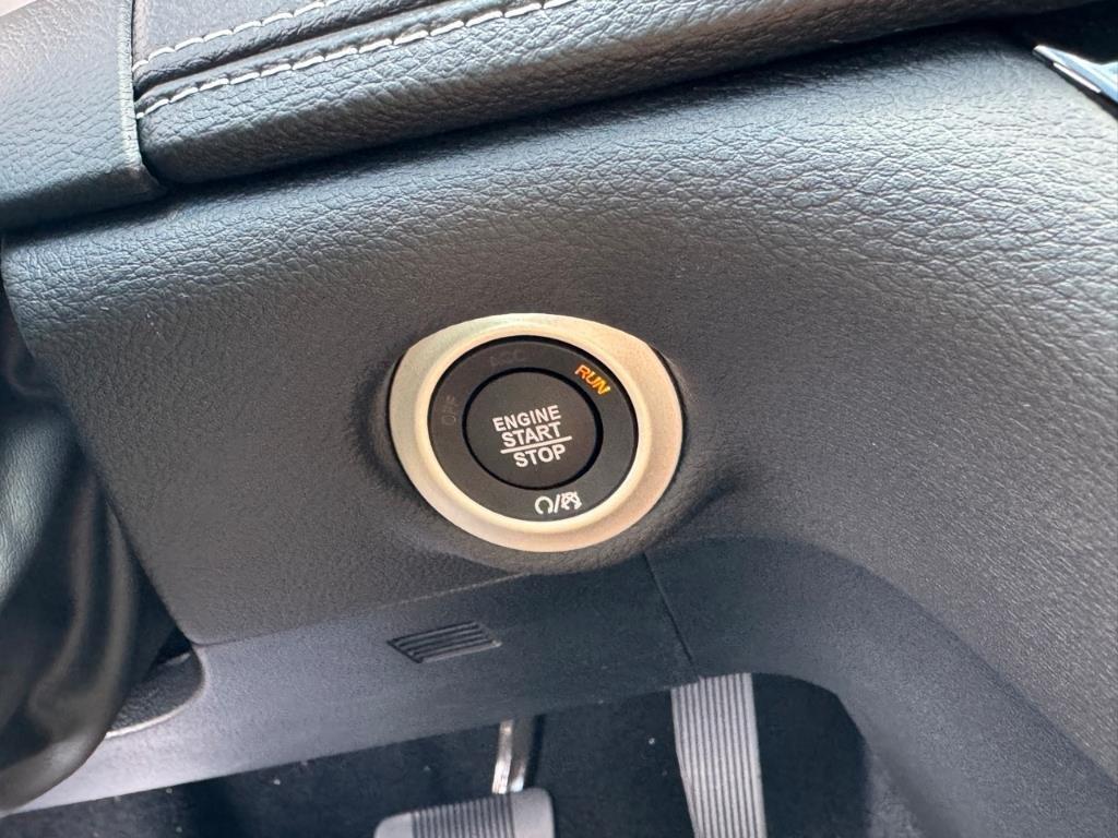 new 2026 Chrysler Pacifica car, priced at $46,235