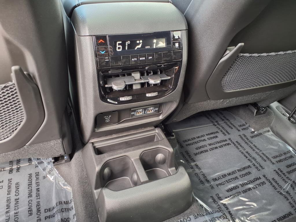 new 2025 Jeep Grand Cherokee L car, priced at $41,123