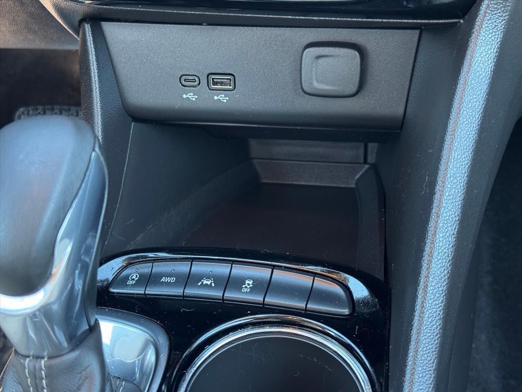 used 2025 Buick Encore GX car, priced at $27,350