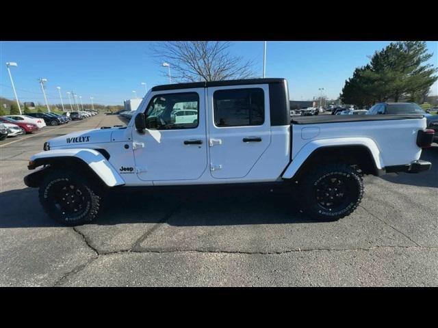 new 2024 Jeep Gladiator car, priced at $45,919