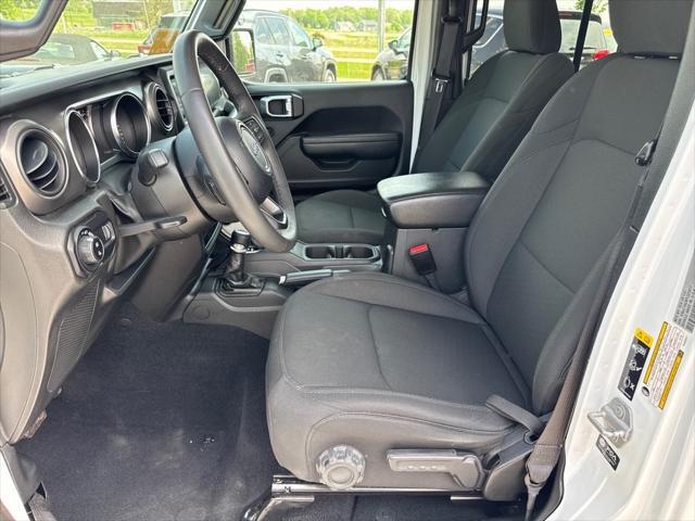 used 2023 Jeep Gladiator car, priced at $30,000
