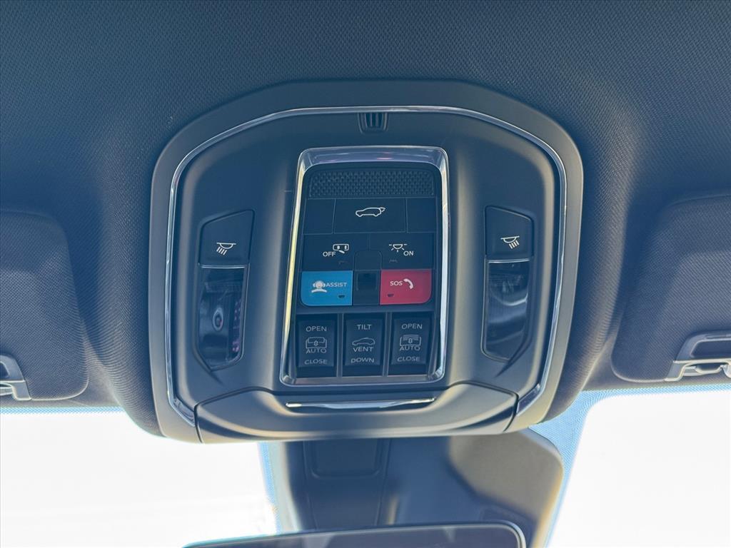 new 2025 Jeep Grand Cherokee L car, priced at $42,756