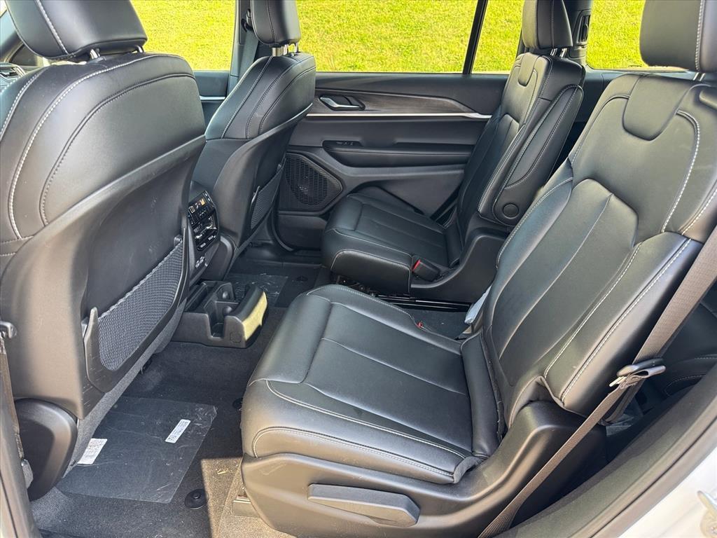 new 2025 Jeep Grand Cherokee L car, priced at $42,756