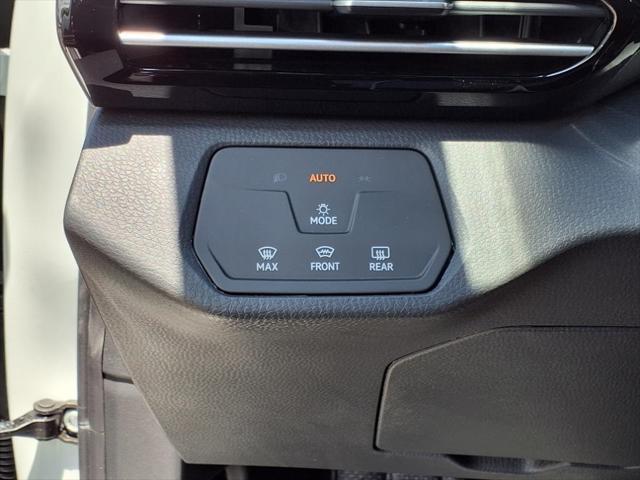 new 2025 Volkswagen ID.4 car, priced at $44,576