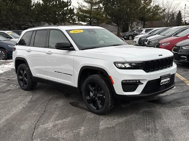 new 2025 Jeep Grand Cherokee car, priced at $49,058