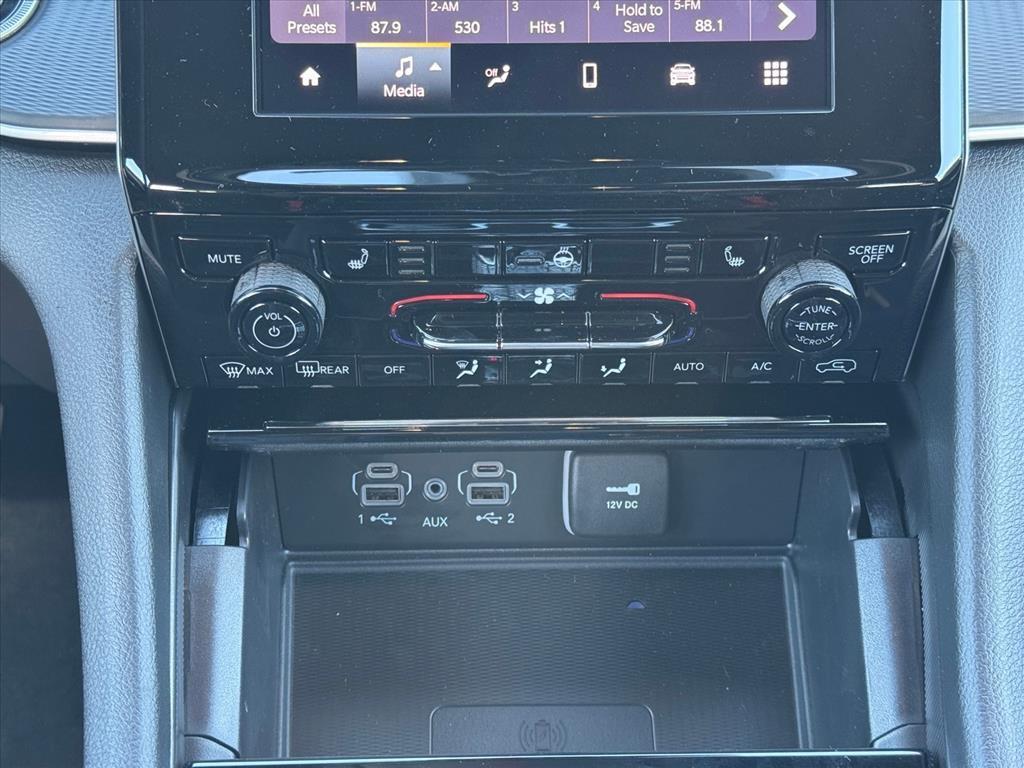 new 2025 Jeep Grand Cherokee car, priced at $44,409