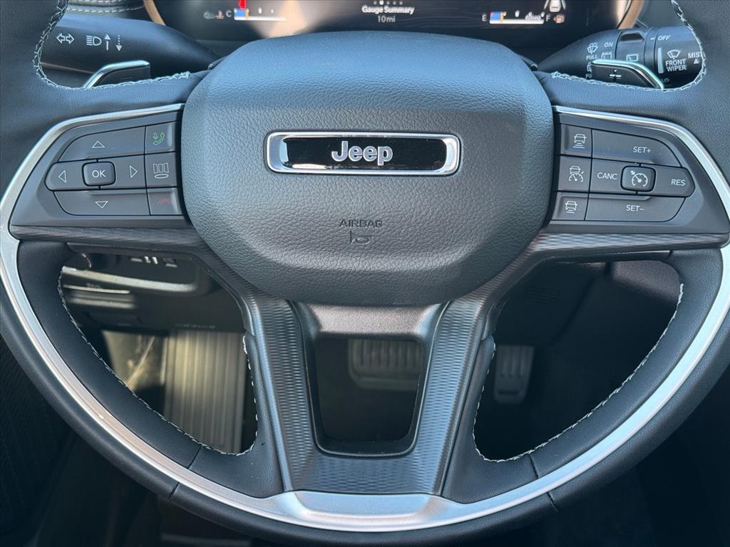 new 2025 Jeep Grand Cherokee car, priced at $44,409