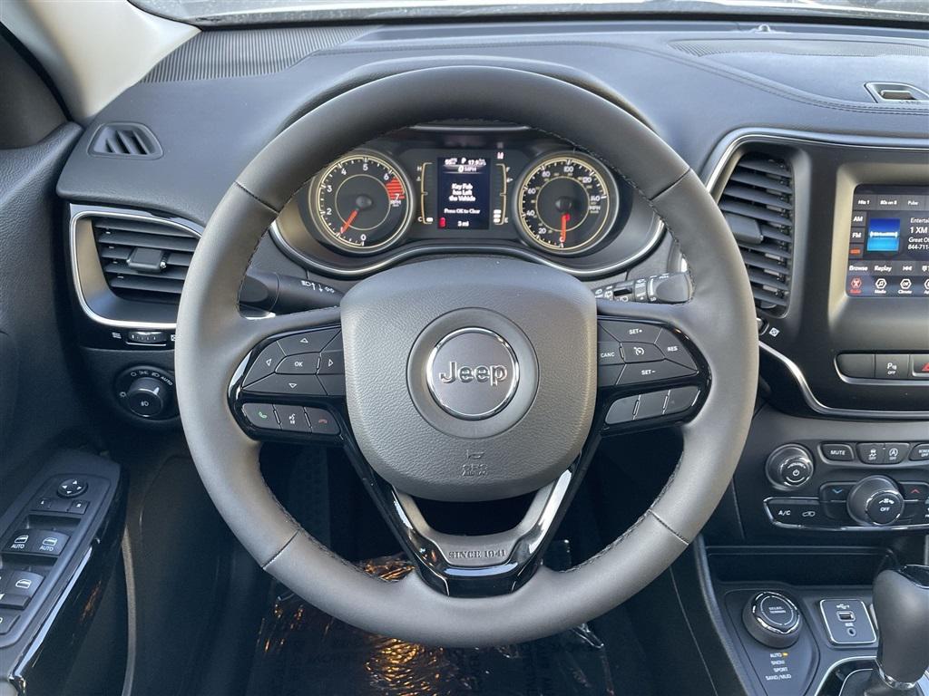 used 2021 Jeep Cherokee car, priced at $19,495