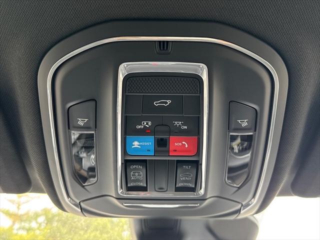 new 2025 Jeep Grand Cherokee car, priced at $48,870
