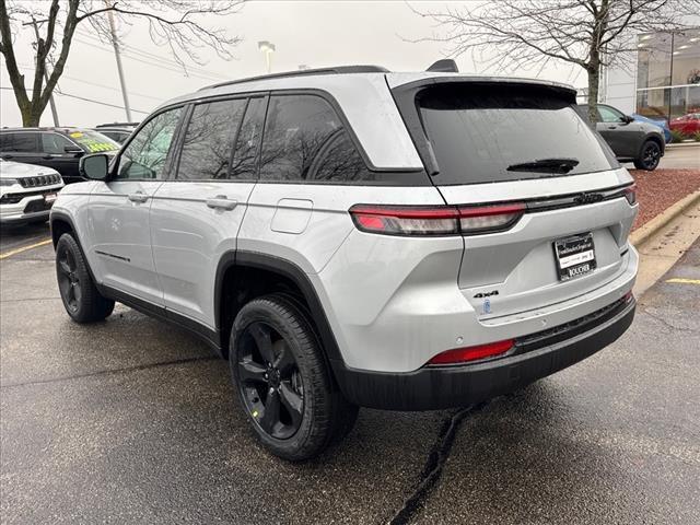 new 2025 Jeep Grand Cherokee car, priced at $48,698