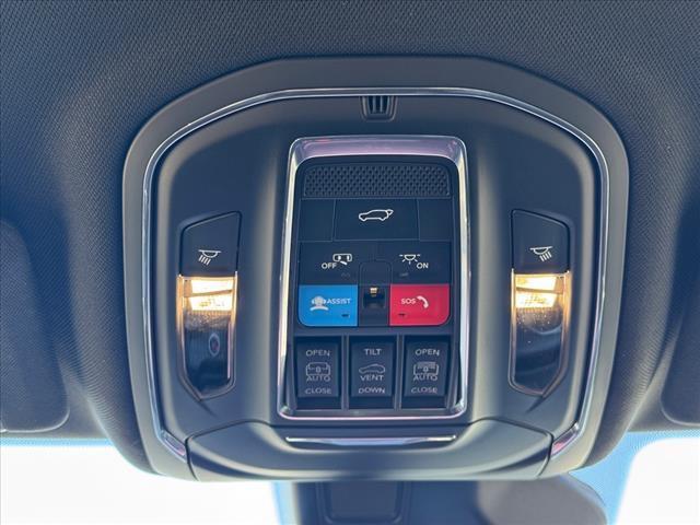 new 2025 Jeep Grand Cherokee L car, priced at $49,051