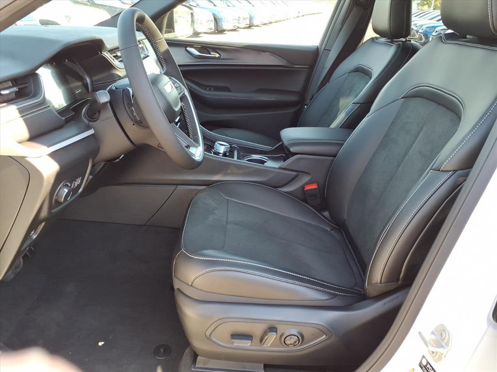 new 2025 Jeep Grand Cherokee L car, priced at $46,630