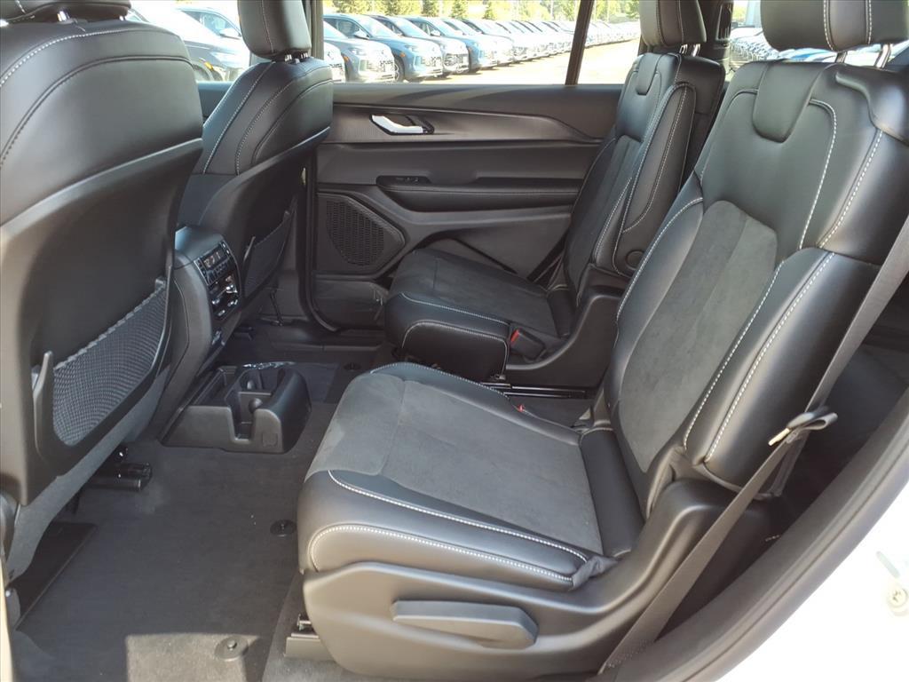 new 2025 Jeep Grand Cherokee L car, priced at $46,630