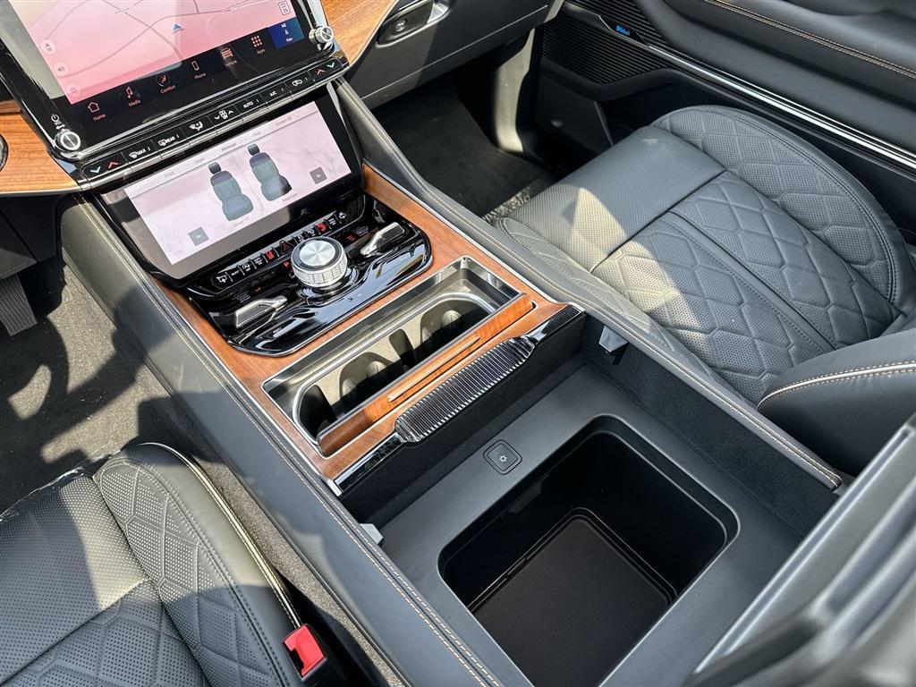 new 2024 Jeep Grand Wagoneer L car, priced at $95,644