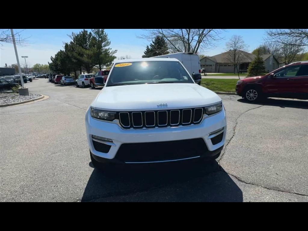 used 2024 Jeep Grand Cherokee car, priced at $38,995