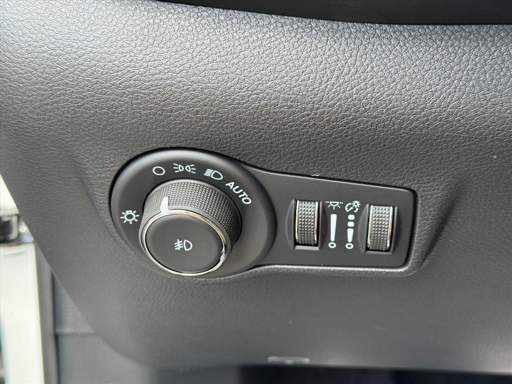 new 2026 Jeep Compass car, priced at $32,590