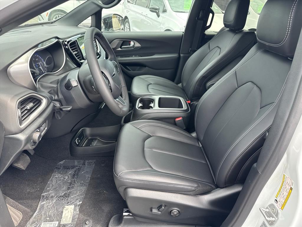 new 2026 Chrysler Voyager car, priced at $39,319