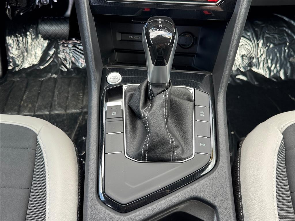 new 2025 Volkswagen Taos car, priced at $29,275